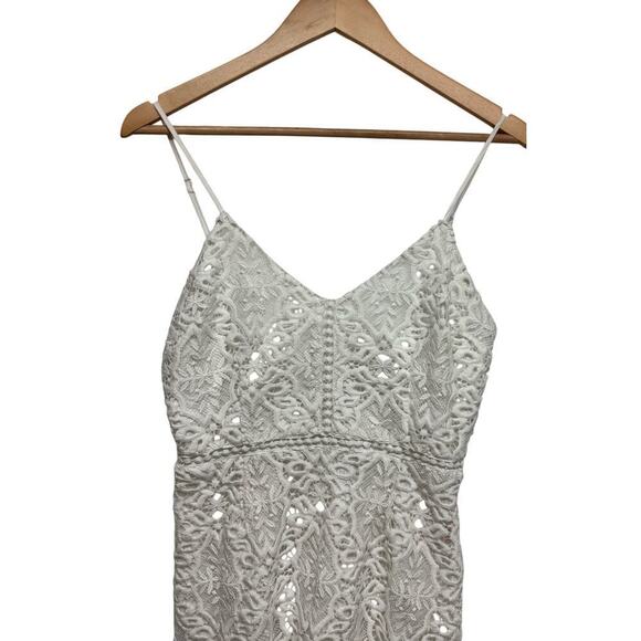 BB Dakota “Party Has Arrived” White Lace Dress Size 6 - Picture 7 of 11